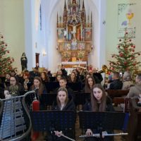 Kolędowanie z Herodami w Przegini