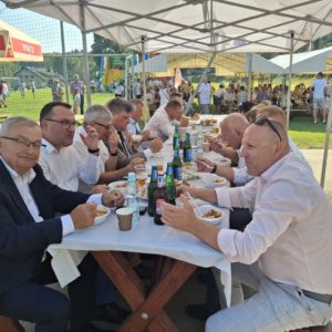 Święto Pieczonego Ziemniaka w Racławicach – smak, muzyka i wspólne biesiadowanie